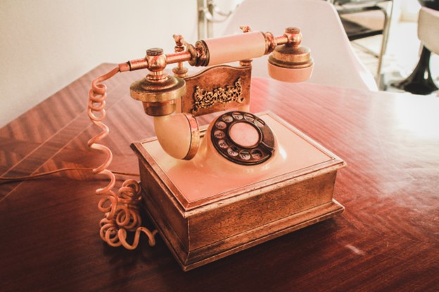 Advent of caller ID - Old fashioned phone